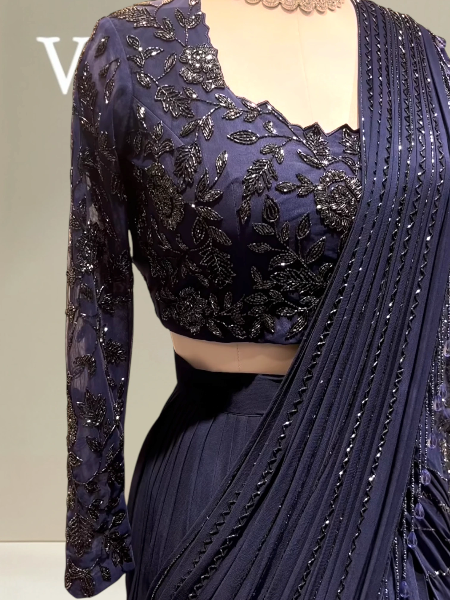 Statement dupatta outfit0 product image