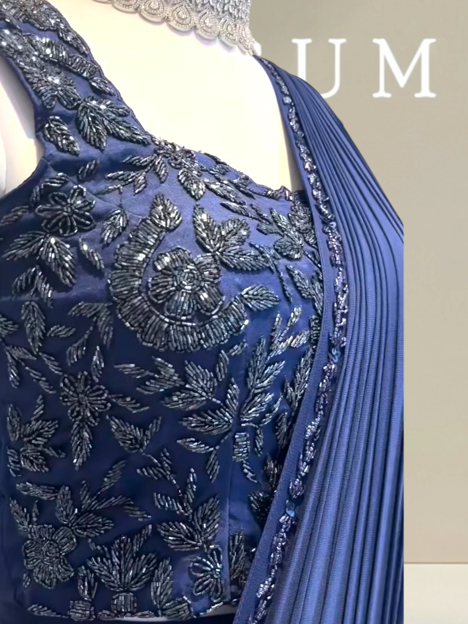 Drape style outfit0 product image