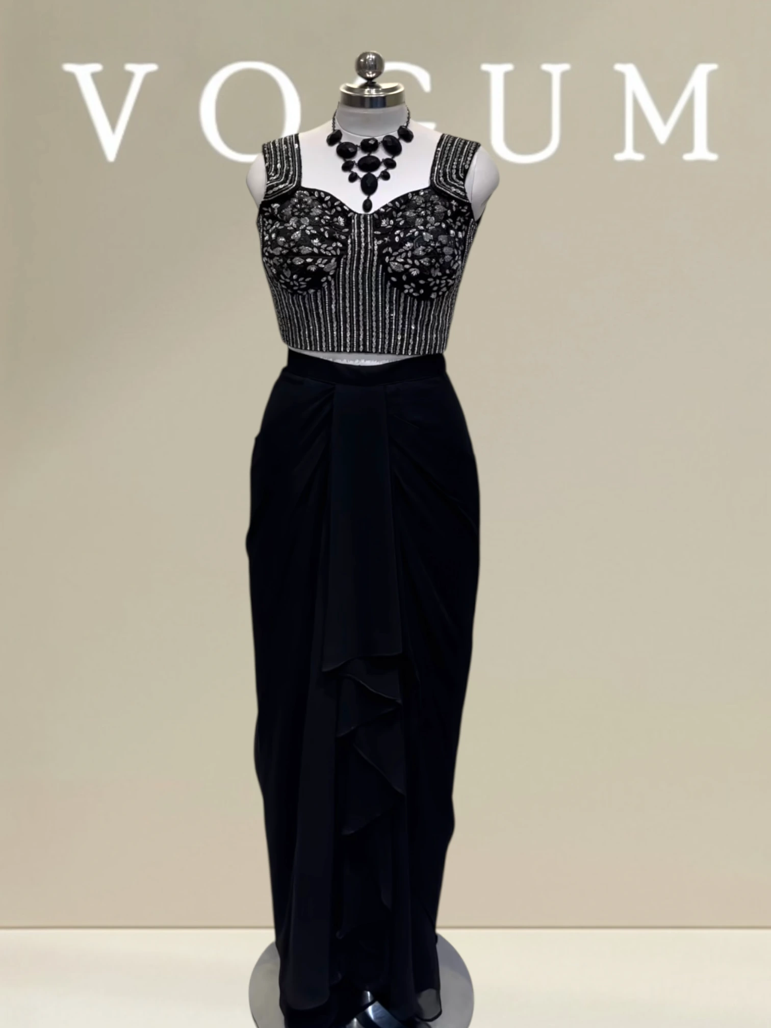 Front pleated drape set related product